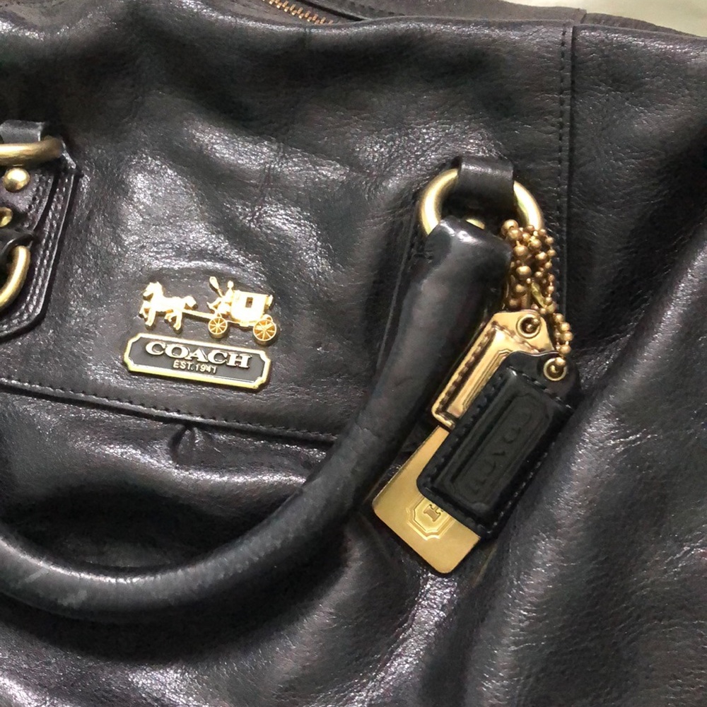 Coach leather black bag - Picture 2 of 5